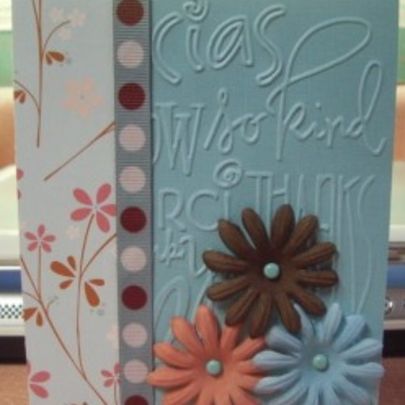 Cuttlebug 4” x 6” THANKS embossing folder - Picture 9 of 15